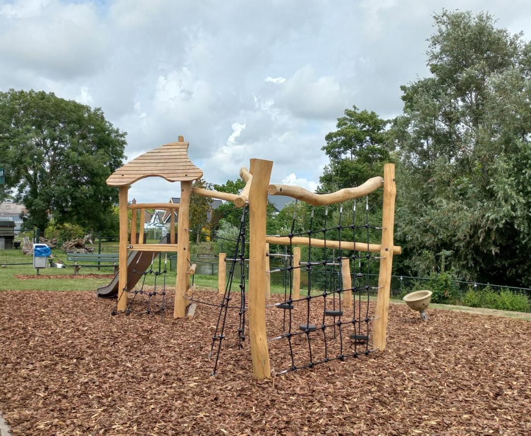 Huisje Finn, Met Grote Tuin En Veel Privacy Dirkshorn Zewnętrze zdjęcie